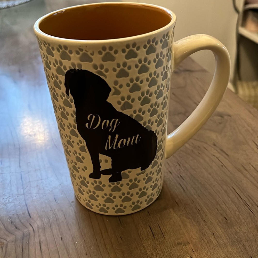 Spectrum Designs 2015 Dog Mom with Paws Mug in EUC